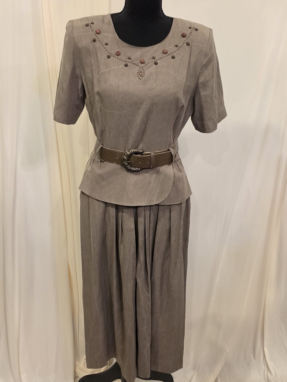VTG 80s S.L. Petites Peplum Midi Dress Embellished Belted Taupe Gray Brown Sz 6